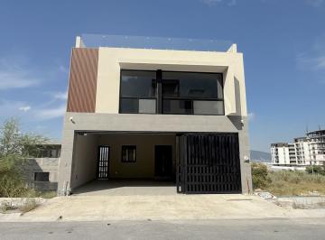 Casa · 144m² · 3 Recámaras · 3 Estacionamientos · Casa en Venta o Renta a Estrenar Zona Cumbres Arriba de Av Leonoes Monterrey