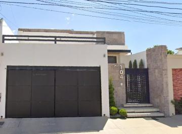 Casa de 3 habitaciones, Navojoa · Amplia Casa en Sonora