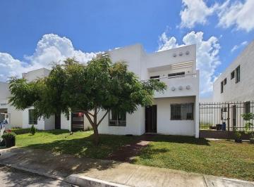 Casa de 3 habitaciones, Mérida · Renta de Casa en Las Americas III de 3 Habitaciones y 3 Baños