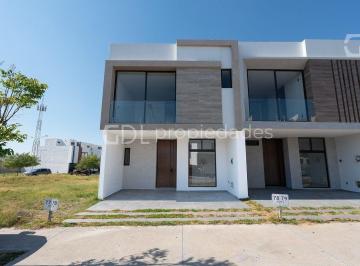 bc7acf93588ee604f7685d0f75de33a6a7556b194a744a8eb956c4502219f795 · Alva Residencial Casa Nueva en Venta