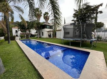 Casa de 4 habitaciones, Zapopan · Hermosa y Amplia Casa en Las Cañadas