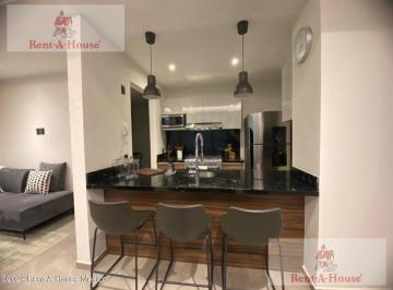 Casa · 520m² · 4 Recámaras · 6 Estacionamientos · Casa en Venta en Cuajimalpa, Cuajimalpa de Morelos Jl 25 - 385.