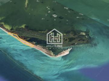 Terreno / Lote · 46ha · Terreno Frente Al Mar en Isla Blanca Cancun 46 Hectáreas Frente a Laguna y Playa Privada
