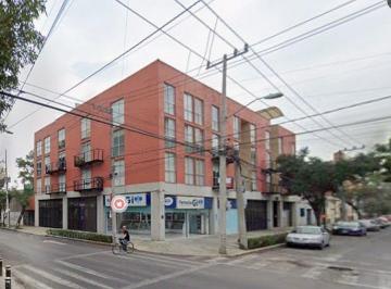 ab16564ae433fd6973a0c810d7e2ed66c89411536d67e0d78cb0bc3f6c5a4c36 · Se Renta Amplio Local Comercial en Colonia Transito.