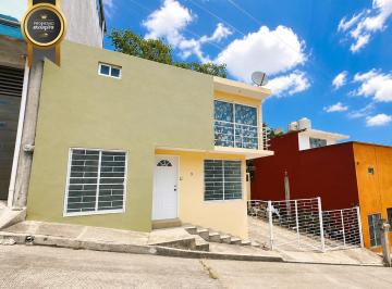 Casa · 121m² · 3 Recámaras · 2 Estacionamientos · Casa en Venta en El Olmo, Xalapa