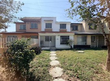 Casa · 120m² · 4 Recámaras · 1 Estacionamiento · Casa en Venta en El Fraccionamiento Siglo Xxi