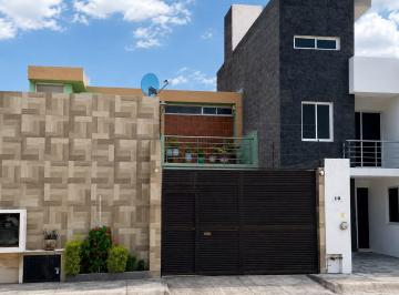 Casa · 126m² · 3 Recámaras · 1 Estacionamiento · Casa en Venta en San Juan del Rio Queretaro