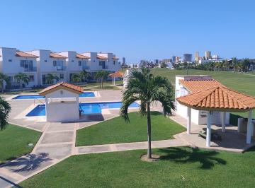 Casa en condominio de 3 habitaciones, Mazatlán · Casa en Marina Frente a Campo de Golf