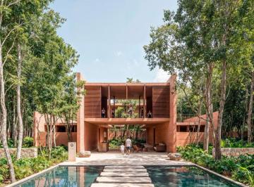 Terreno / Lote , Tulum · Terreno Unifamiliar en Venta con Albercas, Gimnasio, Cine y Áreas Verdes