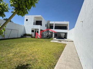 Foto principal · Casa en Renta en Torrecillas y Ramones con Jardín y Alberca