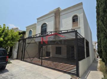 Foto principal · Casa en Venta en Esquina - Real del Sol