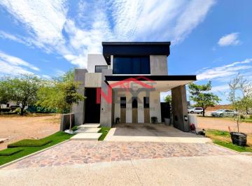 Foto principal · Casa en Renta en Altozano Residencial