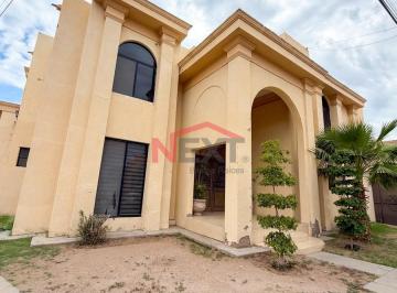 Foto principal · Casa en Venta en Col. Centenario