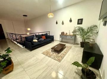 Casa · 290m² · 4 Recámaras · 2 Estacionamientos · Hermosa Casa Amueblada con Paneles Solares en Privada Piedra Verde Sta Gertrudis Copo