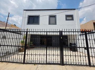 Casa de 3 habitaciones, Zapopan · Casa en Renta en Prados Guadalupe. 224 m² de Construcción