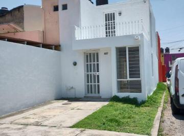 Casa de 2 habitaciones, San Pedro Tlaquepaque · Atras del Iteso, con Recamara en Planta Baja