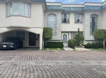 Casa en condominio · 180m² · 3 Recámaras · 3 Estacionamientos · Casa en Condominio en Venta en Interlomas