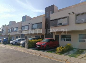Departamento · 102m² · 3 Recámaras · 2 Estacionamientos · Casa en Renta, Melchor Ocampo