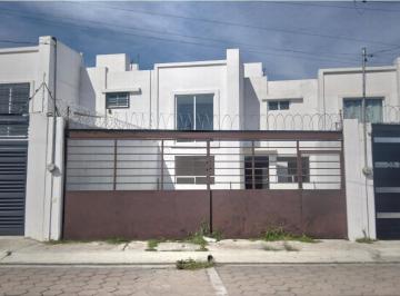 Casa · 116m² · 3 Recámaras · 2 Estacionamientos · Casa Lorenzo Almecatla