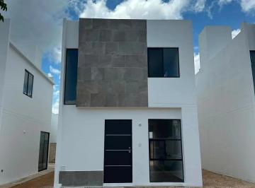 Casa de 2 habitaciones, Mérida · Casa Nueva en Renta en Privada Esmeralda Los Héroes Mérida