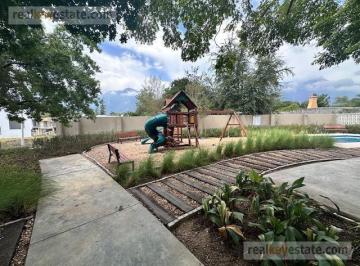 Casa · 251m² · 4 Recámaras · 3 Estacionamientos · Casa en Venta en Pedregal del Huajuco, El Barrial, Santiago, N. L.