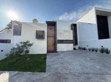 Casa de 2 habitaciones, Comala · Casa en Venta en Fracc Hacienda Nogueras, Comala, Colima, Mexico
