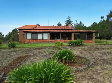 Casa · 78828m² · 6 Recámaras · Casa en Venta en Atemajac de Brizuela