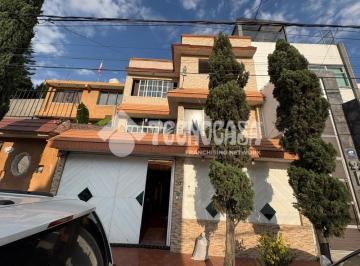 Foto · Casa - Venta