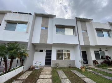 Casa · 120m² · 3 Recámaras · 2 Estacionamientos · Casa de 3 Recámaras en Renta en Jardines del Sur 4 C4161