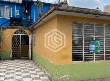 Casa de 2 habitaciones, Ecatepec de Morelos · Casa Cuádruplex en Venta en Rinconada de Aragón, Ecatepec