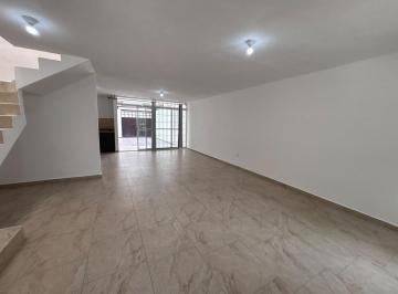 Casa en condominio de 3 habitaciones, León · El Dorado Casa Venta 2 Plantas 3 Recamaras 2 Baños 1 Estacionamiento Precio de Venta $2,129,000