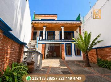 Casa de 5 habitaciones, Xalapa · Casa en Venta Zona Animas, con 2 Recámaras en Planta Baja