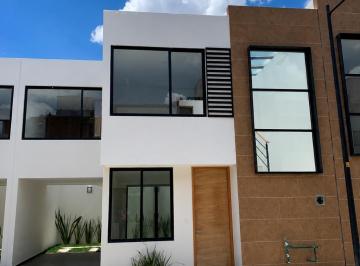 Casa de 3 habitaciones, Puebla · Casa de 155 m² con 3 Recámaras en Venta o Renta en Ignacio Romero Vargas