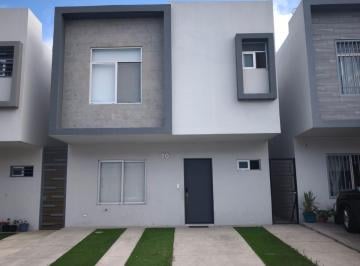 Casa en condominio · 112m² · 3 Recámaras · 3 Estacionamientos · Tossa Residencial - (4)