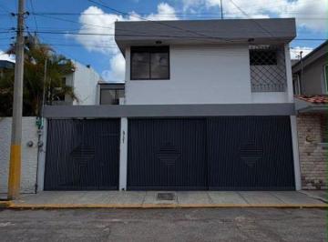 Casa de 3 habitaciones, Puebla · Renta de Casa en Fraccionamiento Estrellas del Sur con Excelente Ubicación Cerca de Angelopolis