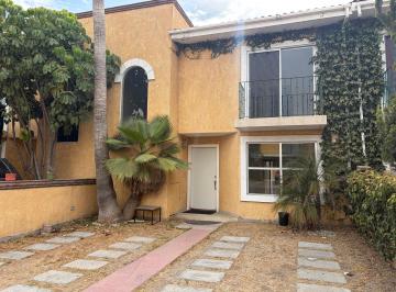 Casa de 3 habitaciones, Tijuana · Casa Tipo Colonial, Renta en Tijuana.