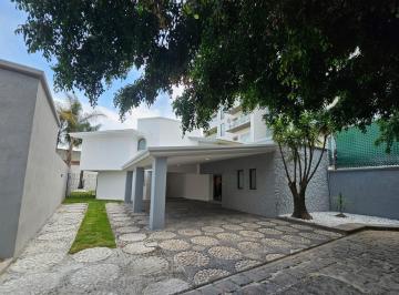 Casa · 444m² · 6 Estacionamientos · Casa en Venta en Calzada Zavaleta $10,800,000 Fracc Privado