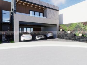 Casa · 355m² · 4 Recámaras · 3 Estacionamientos · Casa en Venta en Valle de Cristal