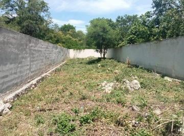 Terreno / Lote , Mérida · Terreno con Barda Perimetral Excelente Ubicacion Caucel Pueblo