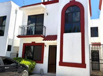 Casa · 129m² · 2 Estacionamientos · Casa en Venta San Geronimo Cancun Oportunidad
