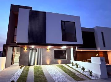 Casa en condominio de 4 habitaciones, El Marqués · Casa de Autor en Jade Sur Zibata