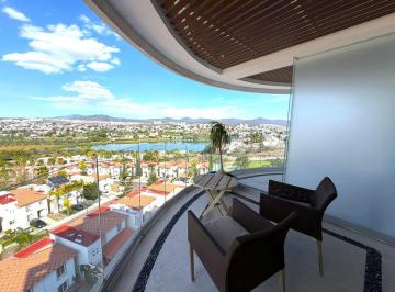 Departamento · 196m² · 3 Recámaras · 2 Estacionamientos · Departamento Amueblado en Renta en Juriquilla