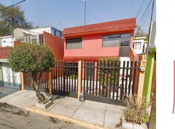 Casa de 3 habitaciones, Tlalnepantla de Baz · Casa en Venta en Tlalnepantla ¡Excelente Oportunidad de Inversiòn Recuperaciòn Hipotecaria!