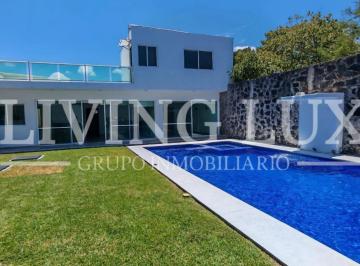 Casa de 3 habitaciones, Temixco · Casa en Renta con Alberca y Amplio Jardín en Brisas de Cuernavaca