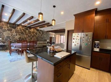 a4932cb2794c8e7dcfd5d9c1ead5d6d6934796ab061a85a14f9220158191a5ea · Casa Cerca del Centro de San Miguel de Allende con Jacuzzi, Cochera y Rooftop