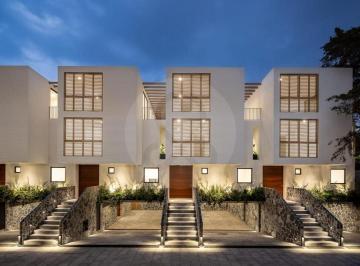 Casa en condominio · 343m² · 3 Recámaras · 6 Estacionamientos · Casa en Condominio en Venta en Lomas Axomiatla