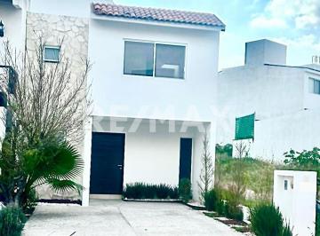 Casa de 3 habitaciones, Corregidora · Venta Casa en Pedregal de Shoenstatt Corregidora