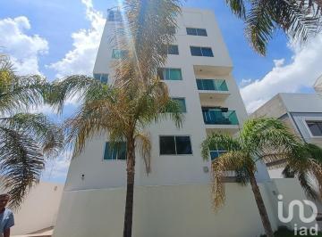 Departamento · 147m² · 3 Recámaras · 2 Estacionamientos · Departamento en Segundo Nivel en Senda Eterna 222, Int C, Col Milenio III, Cp 76060, Querétaro