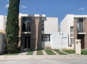 Casa · 253m² · 4 Recámaras · 2 Estacionamientos · Casa en Renta en Cerrda Cardon Col Viñedos, Torreon, Coah