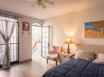 3498206a9bc9363ffa55bfa906f50ecba770601cb202bf9a48e2e1fe66168701 · Casa con 4 Departamentos en San Miguel de Allende, Ideal Para Rentas o Airbnb